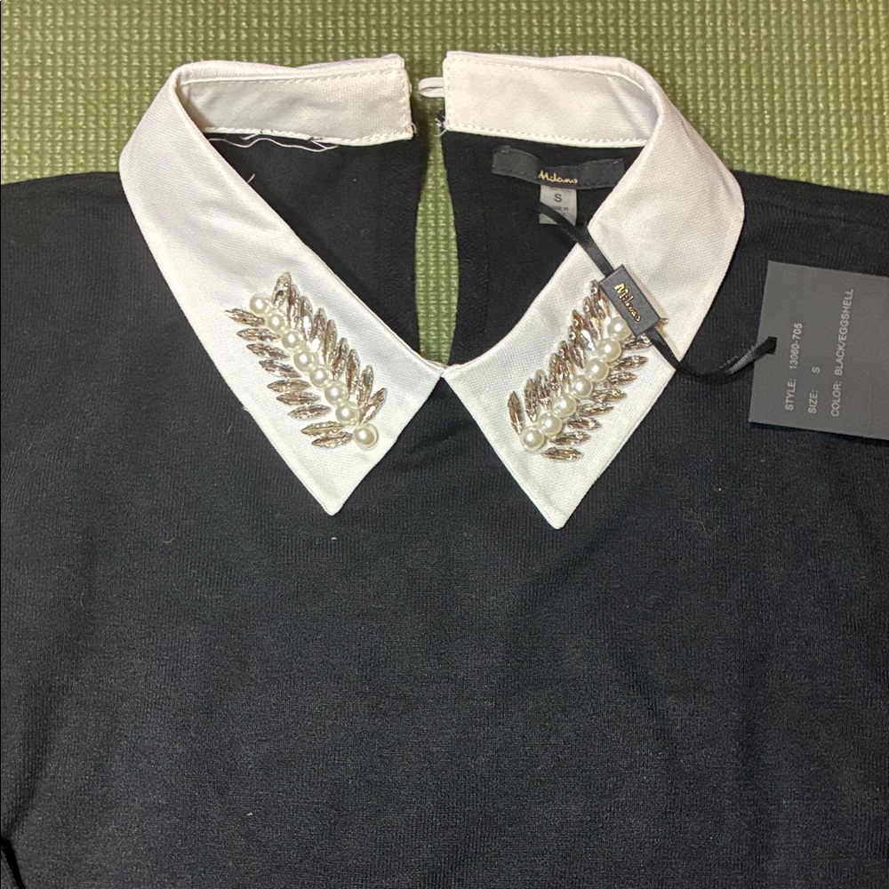 Sioni Milano Black Blouse with White Embellished Collar